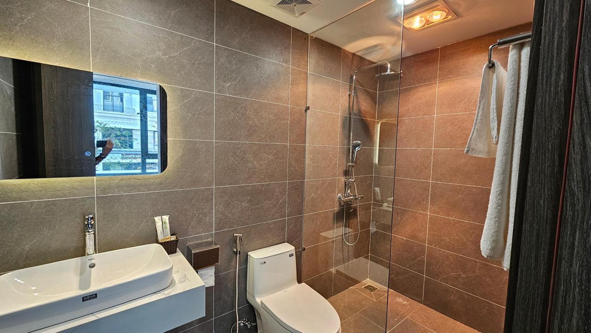 Tom Apartment - Vinhomes Marina Hai Phong Esterno foto